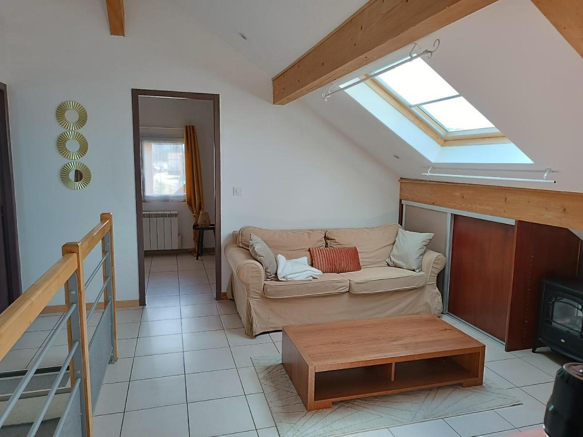 Appartement Dans Notre Maison Domessin Екстериор снимка